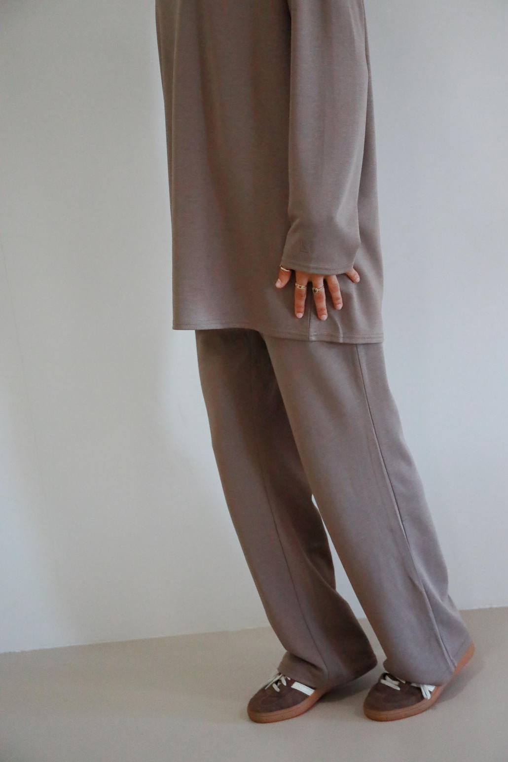 Maison Softwear Set - Dusty Taupe image 2