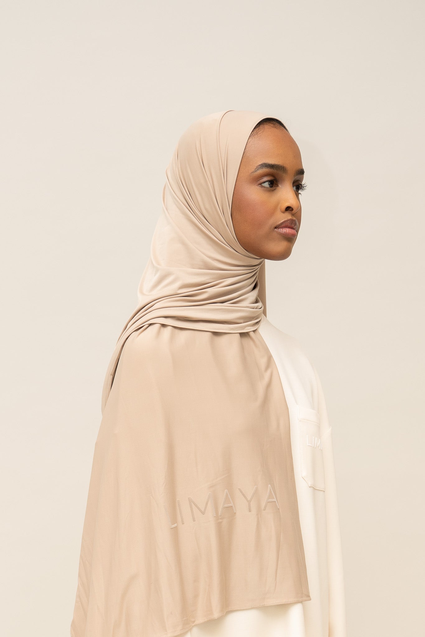 Limaya Flock Liquid - Soft Almond