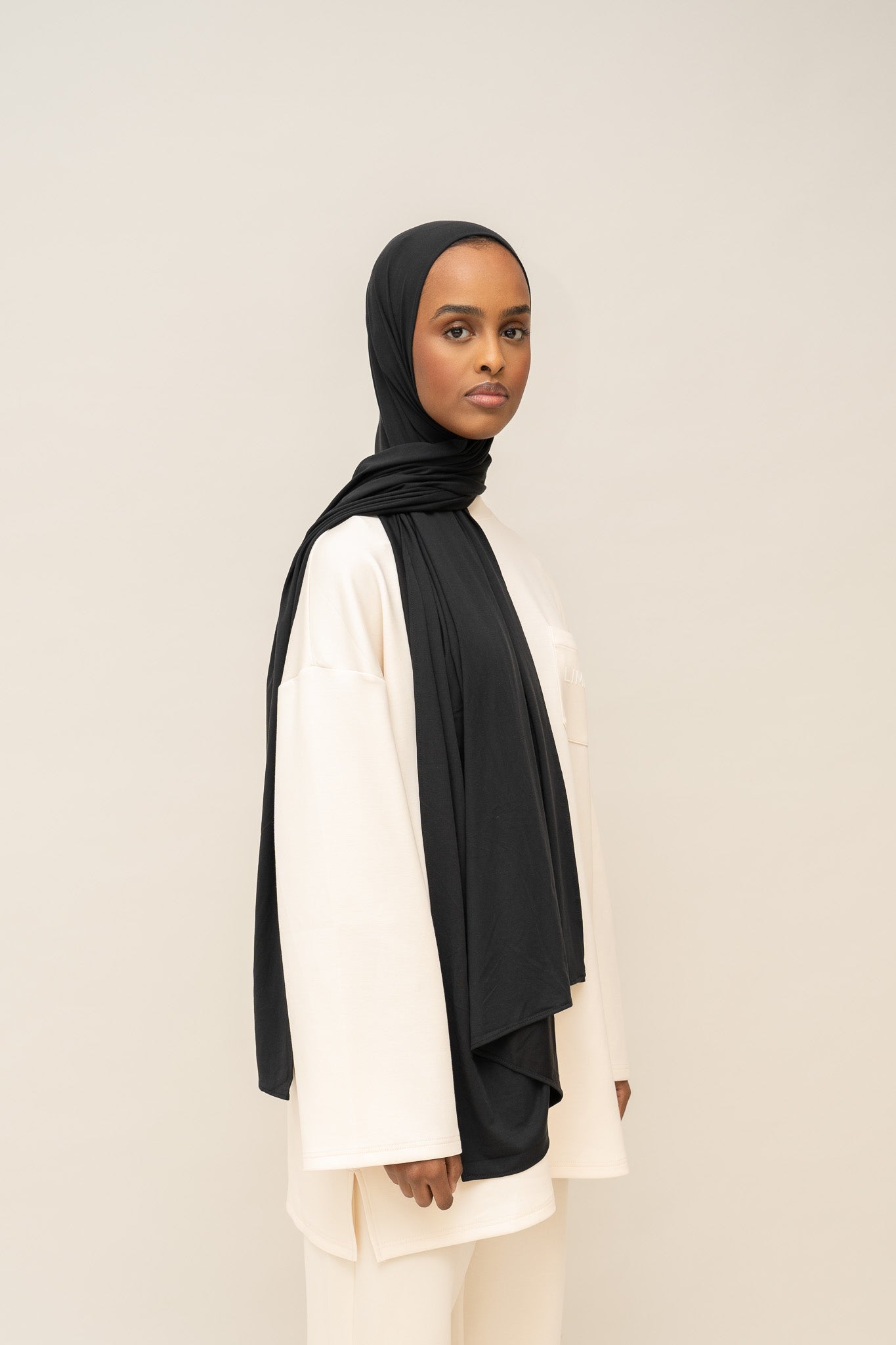 Airy Jersey Scarf - Black